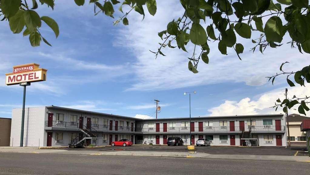 Budget Inn Ontario Exteriör bild